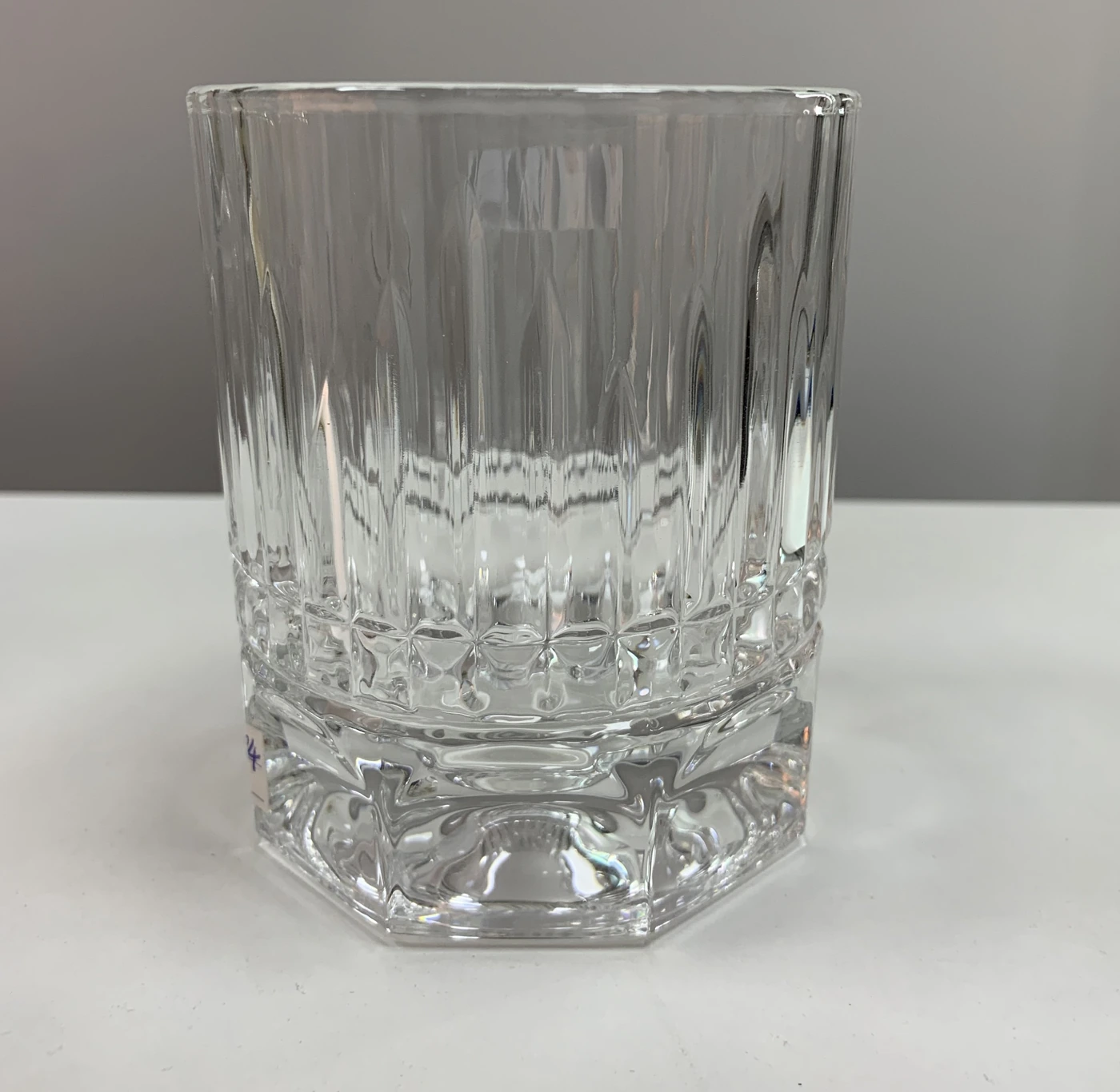 Textured whiskey tumbler