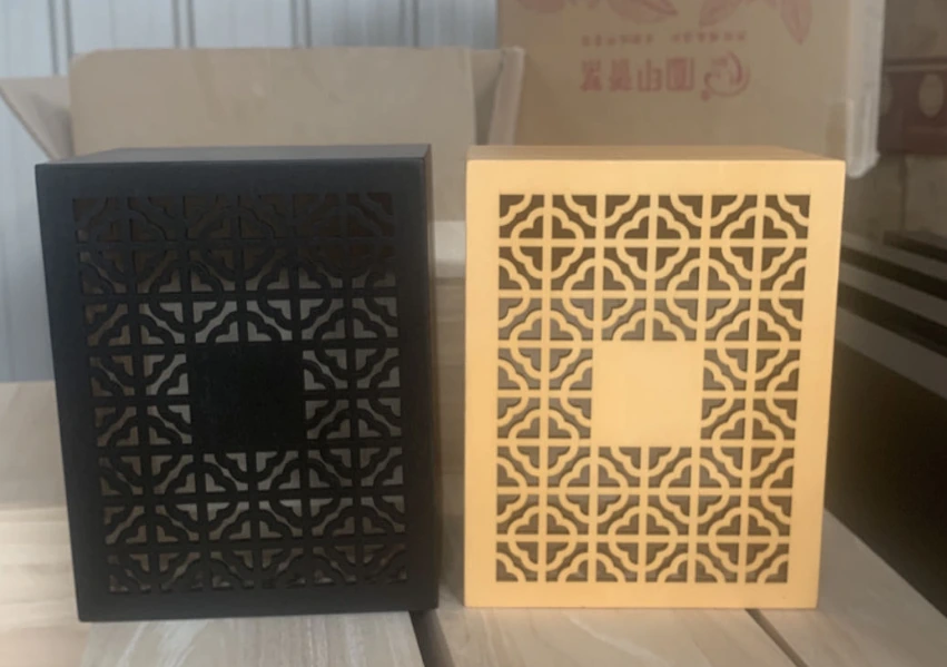 Display-lid wooden boxes