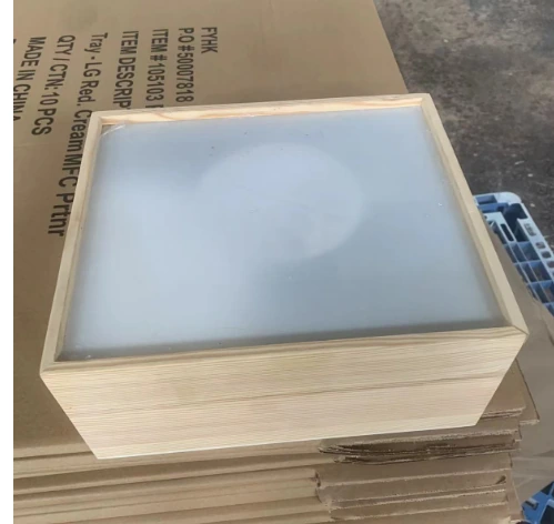 Clear-lid wooden box