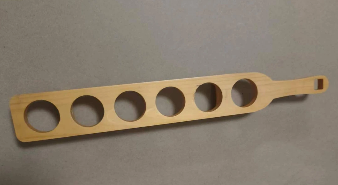 Long tasting paddle
