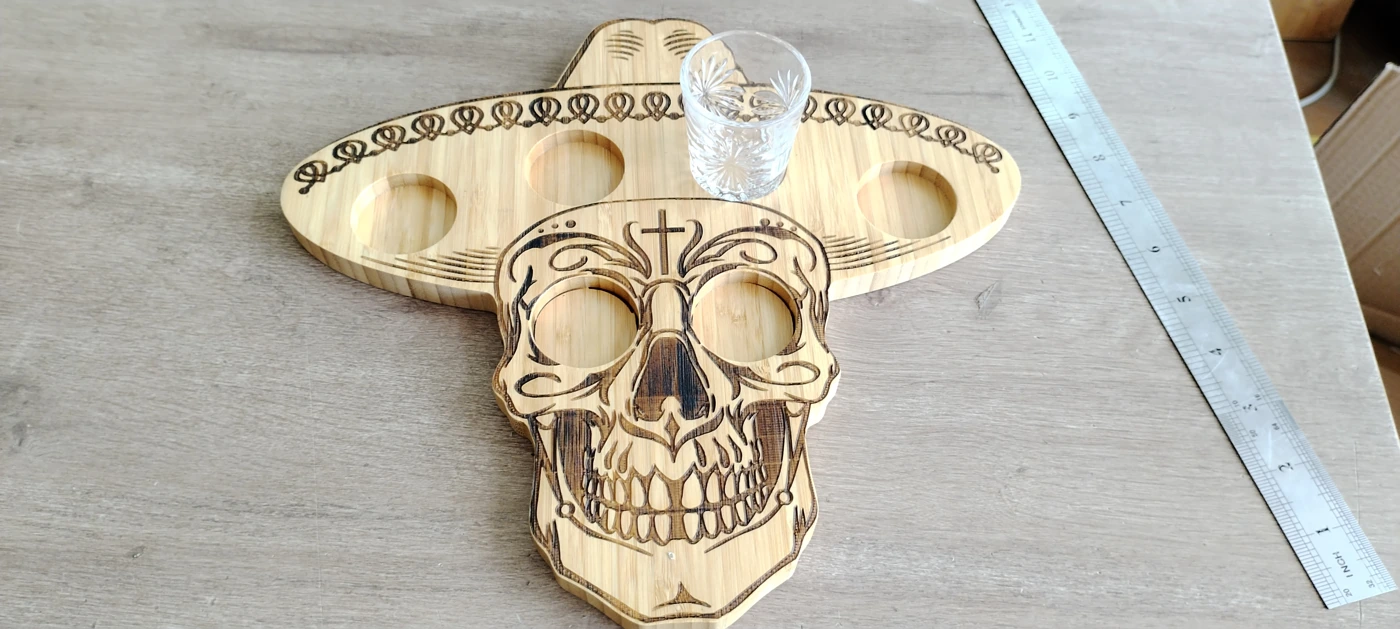 Skull-shaped serving board
