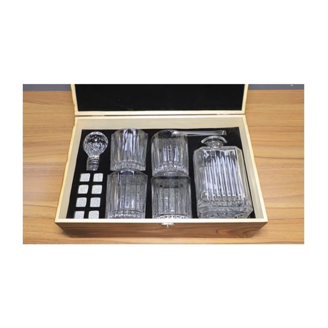 Decanter and four-glass box