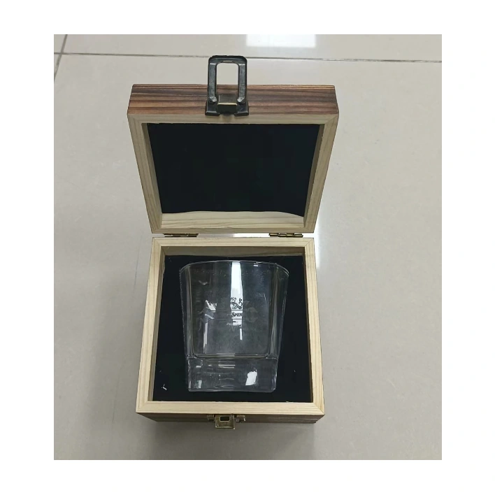 Compact display box