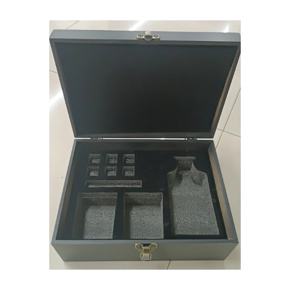 Accessory compartment box